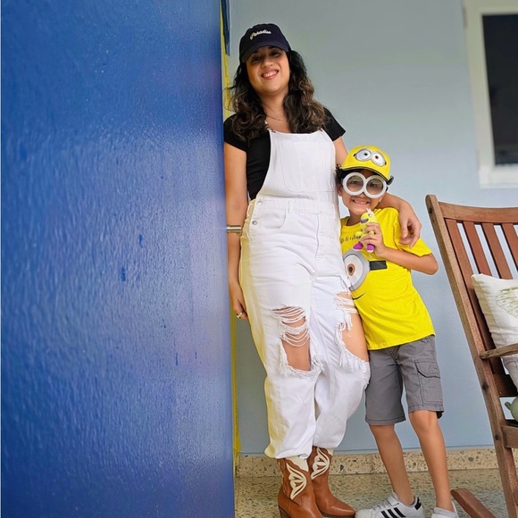 AE Ripped 90’s boyfriend overalls - Picture 1 of 3